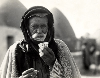 1472225873 971 61837 bedouincoffeecup1