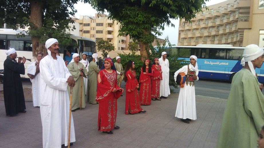 صور| انطلاق مهرجان الطبول الدولي بالأقصر بمشاركة فرق فنية دولية ومصرية 1493401222 200 260817 img 20170428 175528