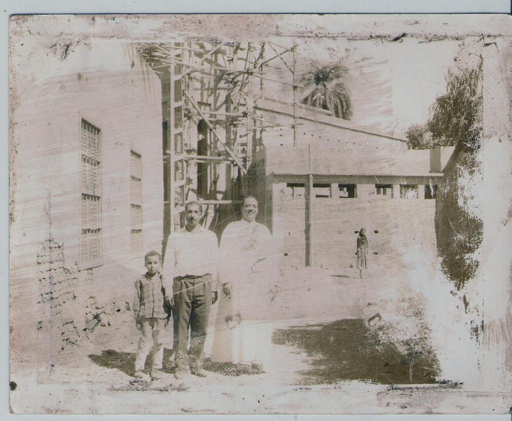 1511966043 146 329687 3