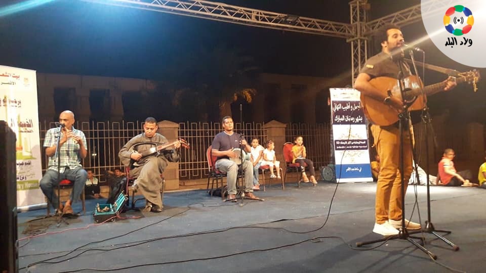 صور| أمسيات شعرية وإنشاد ومسرح عرائس بساحة أبي الحجاج في الأقصر 1558430590 183 87034