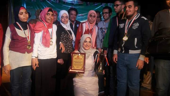 «نقدر»..فرقة مسرحية للمكفوفين تواجه التحدي وتنتظر الدعم