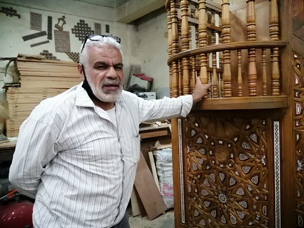 فيديو| عائلة أبوزيد.. صانعة المنابر 1597781826 827 2168997 117923352 1427807417423848 6031366553035195953 n scaled