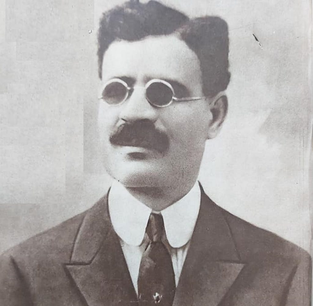 طه حسين شابًا