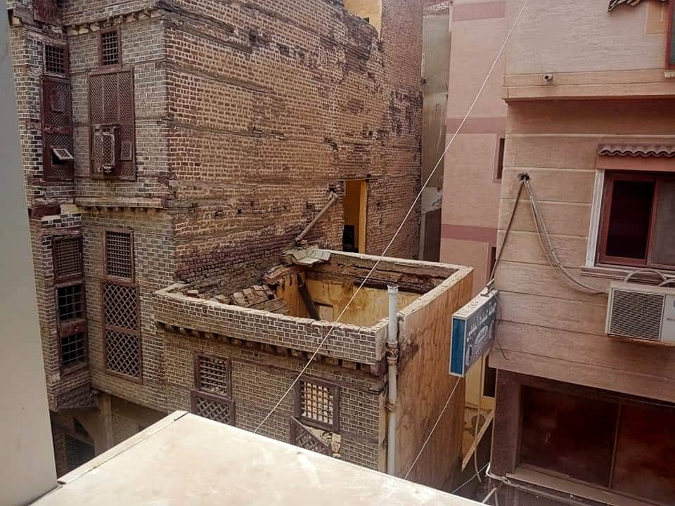 الصور الأولى لسقوط سقف منزل «عثمان طبق» الأثري برشيد