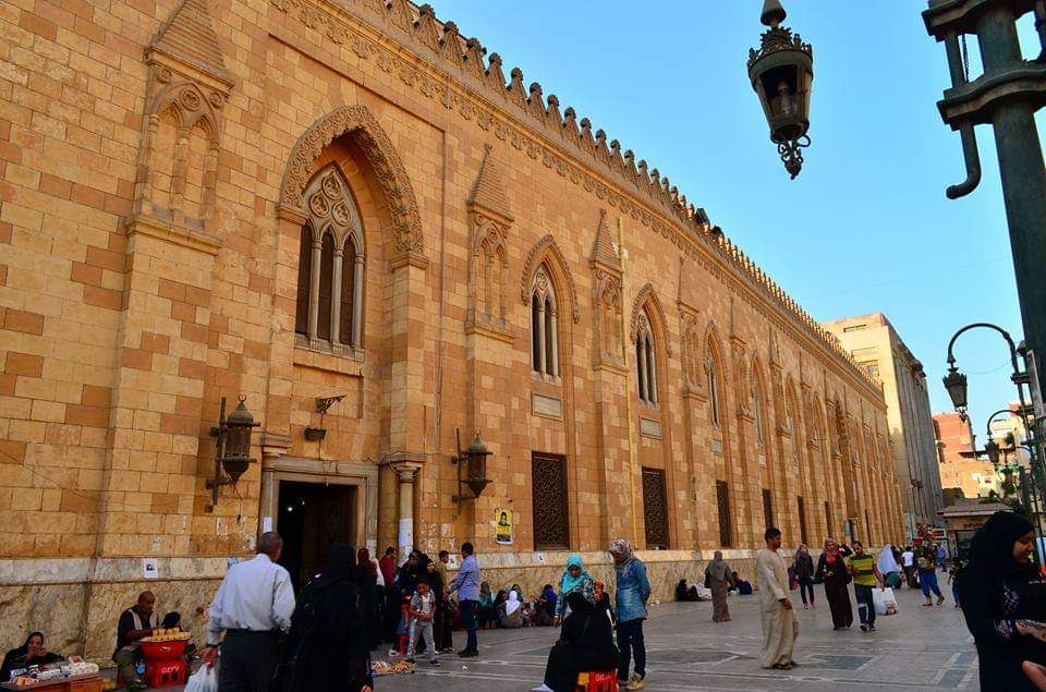 د. جليلة القاضي تكتب: أزمة الحسين.. أزمة «الفراغ العام»! FB IMG 1650467033485