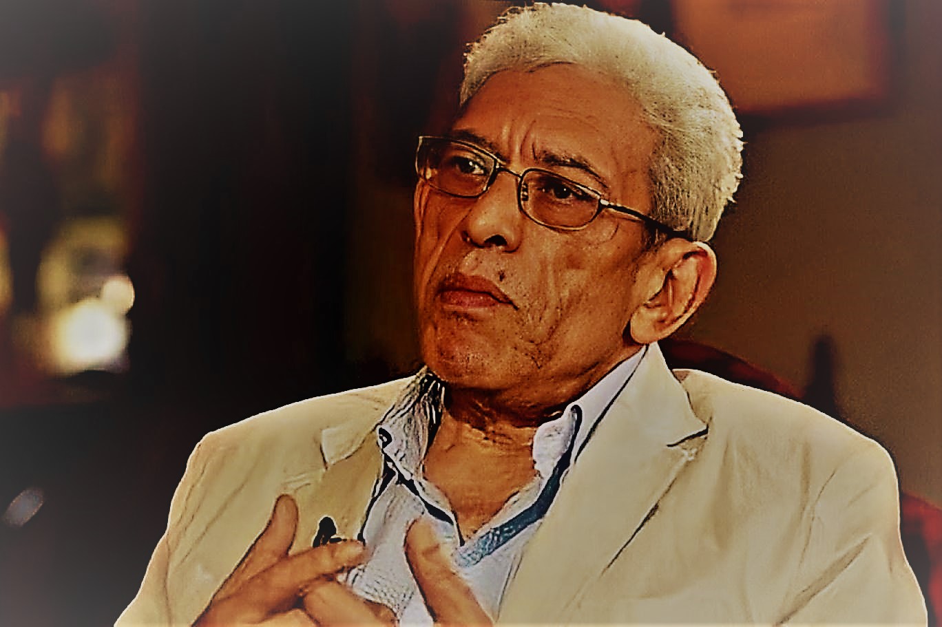علاء خالد يحاور داود عبدالسيد: الحياةُ في النهاية رحلةٌ، بشكلٍ ما، حزينة