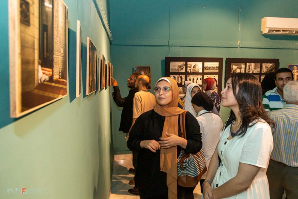 «إحياء السيرة».. معرض فني على هامش فعاليات أيام التراث السكندري picture 4