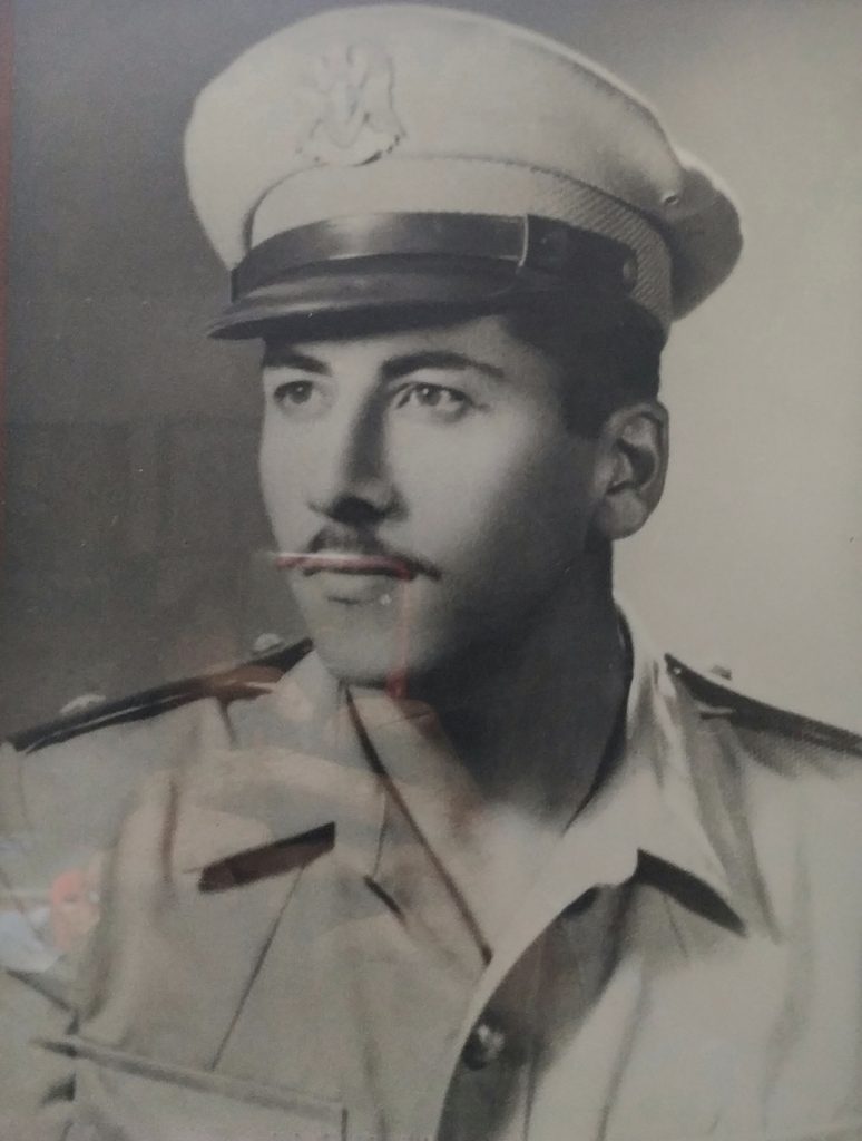 بهجت قبيسي ببدلته العسكرية 1