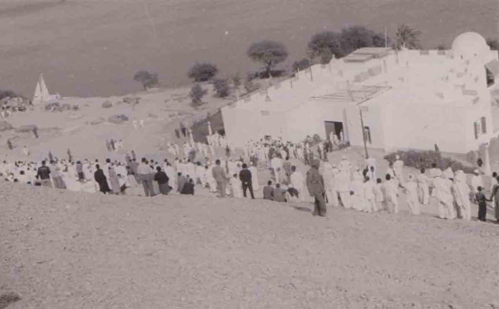 فيلا عائلة الآغاخان حيث دفن جثمان آغا خان الثالث الصورة من مجموعة موتاني جميلي أوتاوا كندا 1024x667 1