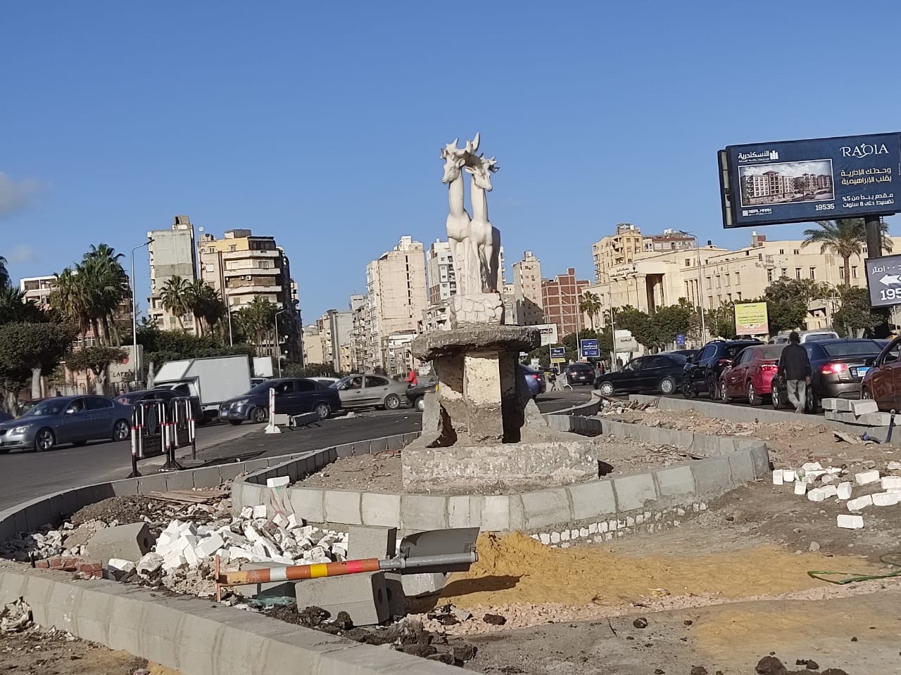 تمثال «الغزالتين» بالإسكندرية تحت التهديد