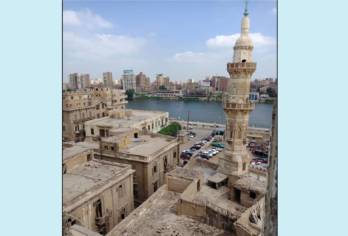 مئذنة تحتضر وقبة دُفنت بلا نداء.. هل تُنقذ المنصورة أقدم مساجدها؟