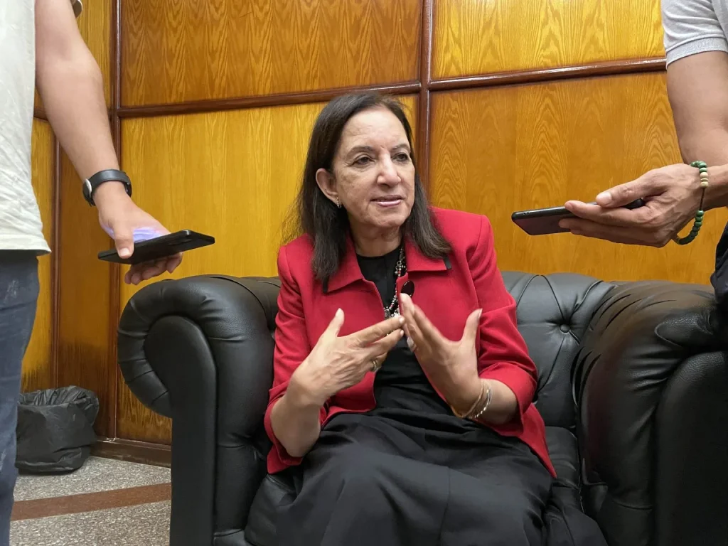 nahla emam
